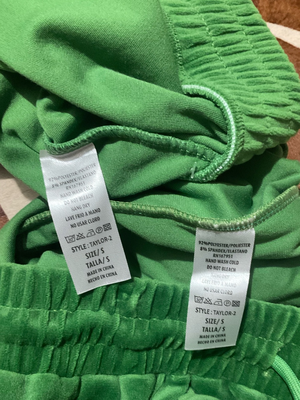 NWT Vibrant Green Velour Track Suit Cropped Jacket Wide Leg Pants Size Small - Picture 12 of 12